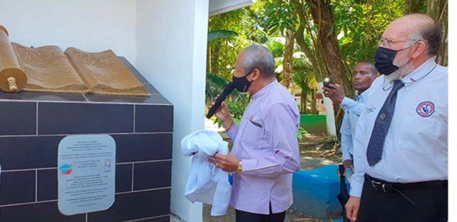 Inaugurado el primer monumento a la Biblia en Costa Rica