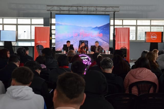 Leia Las Heras Lanza el Programa - Estudiantes de Montaña, Aventura en Altura -