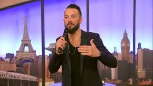 CARL LENTZ DE HILLSONG 