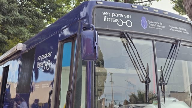 Leia Controles visuales y entrega de anteojos en el Gran Mendoza