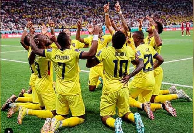 Ecuador ofrece sus goles a Dios en el Mundial de Qatar